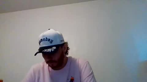 tallhungandcloudy online show from April 7, 2026, 1:50 am