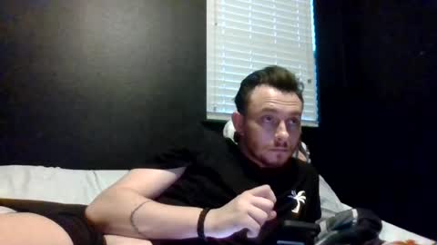 Snapshot of cloudyydayzz chatting on June 27, 2026, 3:22 am tallhungandcloudy online show from June 27, 2026, 3:22 am