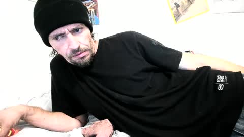 Snapshot of cloudyystarr666 chatting on October 4, 2025, 8:45 am cloudyystarr666 online show from October 4, 2025, 8:45 am