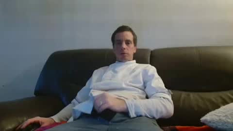 Snapshot of clouplefun chatting on November 20, 2025, 7:19 am clouplefun online show from November 20, 2025, 7:19 am