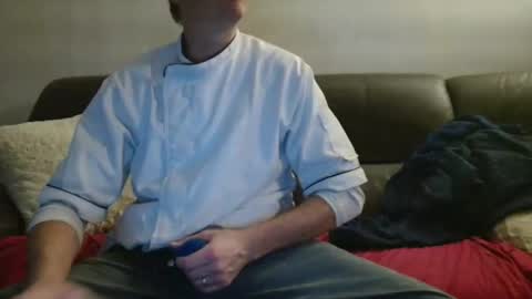 Snapshot of clouplefun chatting on December 2, 2025, 7:36 am clouplefun online show from December 2, 2025, 7:36 am