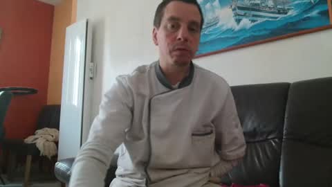 Snapshot of clouplefun chatting on February 2, 2026, 12:48 pm clouplefun online show from February 2, 2026, 12:48 pm