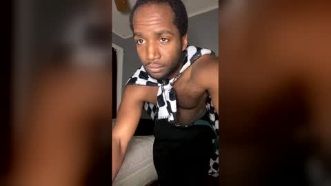 Snapshot of clouvo chatting on January 18, 2026, 5:55 am clouvo online show from January 18, 2026, 5:55 am