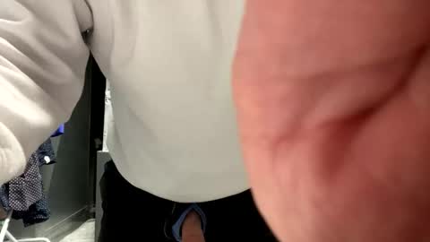 clovershit1 online show from October 27, 2025, 4:55 pm