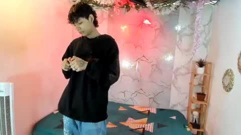 Snapshot of club_latinboys chatting on July 7, 2026, 1:04 pm club_latinboys online show from July 7, 2026, 1:04 pm