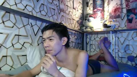 Snapshot of clyde_twinkx chatting on December 14, 2025, 2:28 am clyde_twinkx online show from December 14, 2025, 2:28 am