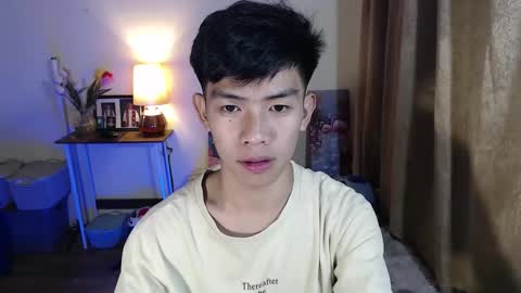 Snapshot of clyde_twinkx chatting on February 8, 2026, 3:04 pm clyde_twinkx online show from February 8, 2026, 3:04 pm