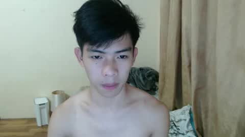 Snapshot of clyde_twinkx chatting on February 23, 2026, 9:45 pm clyde_twinkx online show from February 23, 2026, 9:45 pm