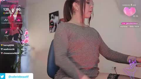 Valerie  nenitasexy online show from October 8, 2025, 4:48 pm