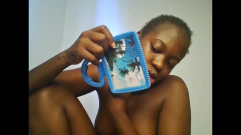 coco vixen9 online show from February 4, 2026, 8:20 am