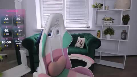 Snapshot of cocoa_sins chatting on October 15, 2025, 6:35 am Olivia online show from October 15, 2025, 6:35 am