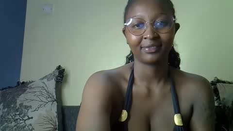 Snapshot of cocobaby_ chatting on March 5, 2026, 2:07 am Coco online show from March 5, 2026, 2:07 am