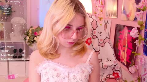 Snapshot of coconut_mia chatting on January 24, 2025, 3:11 am Mia online show from January 24, 2025, 3:11 am