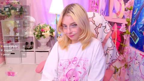 Snapshot of coconut_mia chatting on January 26, 2025, 3:27 am Mia online show from January 26, 2025, 3:27 am