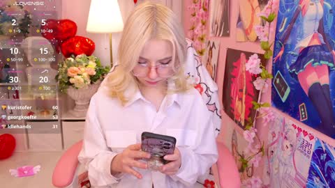 Snapshot of coconut_mia chatting on February 7, 2025, 3:12 am Mia online show from February 7, 2025, 3:12 am