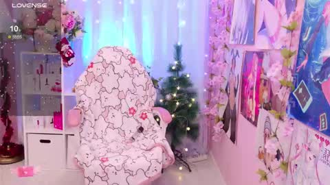 Snapshot of coconut_mia chatting on December 5, 2025, 3:09 pm Mia online show from December 5, 2025, 3:09 pm