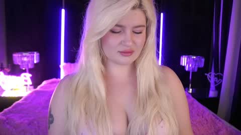 Snapshot of cocosecretss chatting on December 8, 2024, 7:47 am onlyfans amyleyy online show from December 8, 2024, 7:47 am