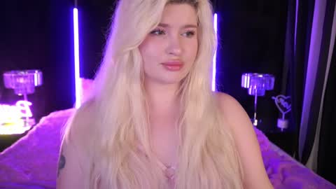 Snapshot of cocosecretss chatting on December 13, 2024, 7:58 am onlyfans amyleyy online show from December 13, 2024, 7:58 am