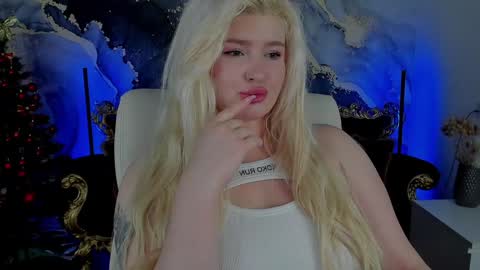 Snapshot of cocosecretss chatting on December 21, 2024, 7:56 am onlyfans amyleyy online show from December 21, 2024, 7:56 am