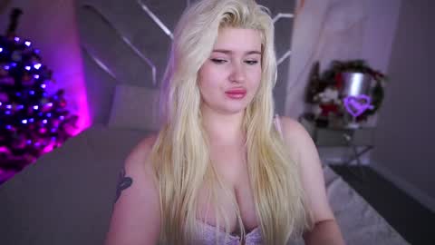 Snapshot of cocosecretss chatting on December 24, 2024, 7:28 am onlyfans amyleyy online show from December 24, 2024, 7:28 am