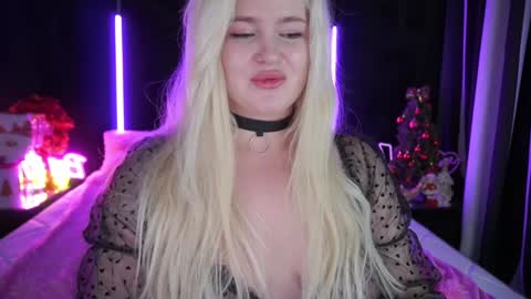 Snapshot of cocosecretss chatting on December 25, 2024, 10:50 am onlyfans amyleyy online show from December 25, 2024, 10:50 am
