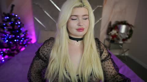 Snapshot of cocosecretss chatting on January 3, 2025, 8:10 am onlyfans amyleyy online show from January 3, 2025, 8:10 am
