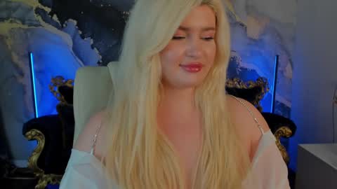 Snapshot of cocosecretss chatting on February 5, 2025, 10:41 am onlyfans amyleyy online show from February 5, 2025, 10:41 am