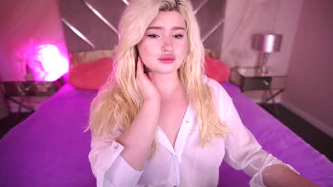 Snapshot of cocosecretss chatting on February 8, 2025, 1:54 pm onlyfans amyleyy online show from February 8, 2025, 1:54 pm