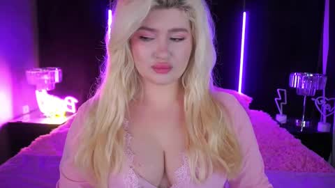 Snapshot of cocosecretss chatting on February 10, 2025, 7:26 am onlyfans amyleyy online show from February 10, 2025, 7:26 am