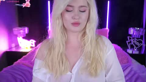 Snapshot of cocosecretss chatting on February 11, 2025, 10:48 am onlyfans amyleyy online show from February 11, 2025, 10:48 am