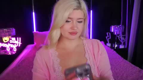 Snapshot of cocosecretss chatting on September 22, 2025, 1:13 pm onlyfans amyleyy online show from September 22, 2025, 1:13 pm