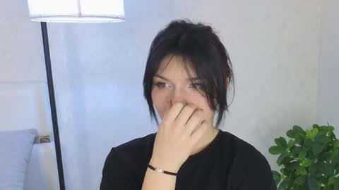 Kim online show from May 24, 2026, 6:18 am