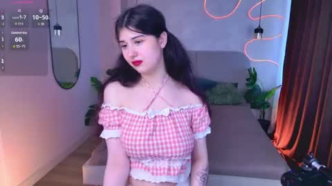 cocovelour online show from May 26, 2026, 6:53 am