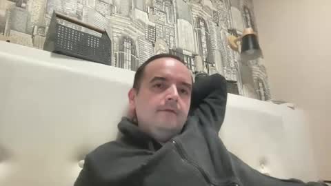 colambus555 online show from November 19, 2025, 8:20 pm