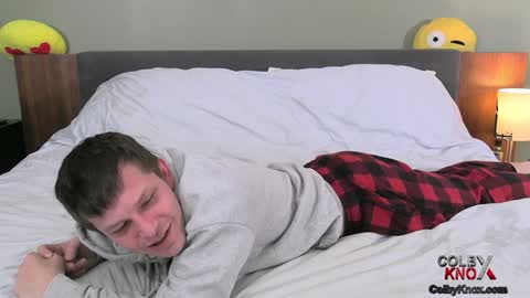 Snapshot of colbyknox chatting on December 21, 2024, 11:56 pm colbyknox online show from December 21, 2024, 11:56 pm