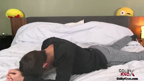 Snapshot of colbyknox chatting on December 28, 2024, 11:37 pm colbyknox online show from December 28, 2024, 11:37 pm