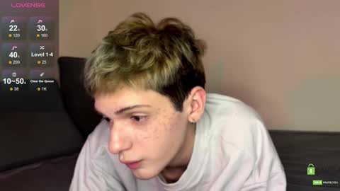 Snapshot of colestorm_ chatting on December 13, 2025, 9:20 pm COLE - ig online show from December 13, 2025, 9:20 pm