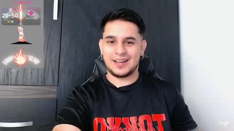 Snapshot of colin_lewisss chatting on February 5, 2026, 12:04 am colin_lewisss online show from February 5, 2026, 12:04 am