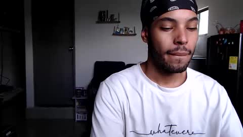 Snapshot of colinlatinbrown chatting on May 7, 2026, 5:18 pm IG online show from May 7, 2026, 5:18 pm
