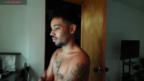 Snapshot of colinlatinbrown chatting on July 14, 2026, 11:27 am IG online show from July 14, 2026, 11:27 am