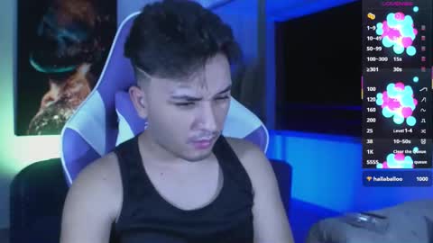 Snapshot of collage_hot25 chatting on October 4, 2025, 3:59 am javier online show from October 4, 2025, 3:59 am