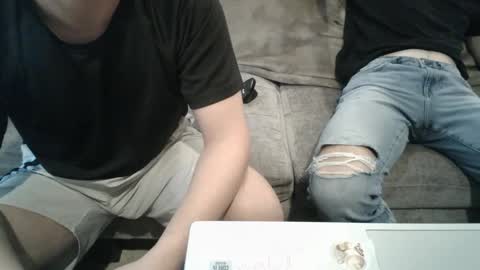 Snapshot of collegebroa chatting on October 3, 2025, 8:17 pm collegebroa online show from October 3, 2025, 8:17 pm