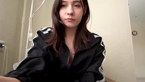 Misa 3 online show from December 16, 2025, 11:26 am