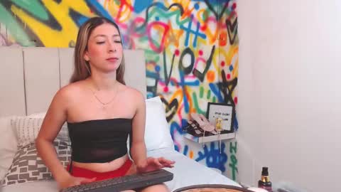 Snapshot of collins_aria chatting on February 19, 2026, 12:01 pm valentina online show from February 19, 2026, 12:01 pm