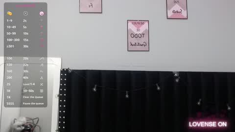  GRETCHEN  online show from December 16, 2024, 12:27 pm