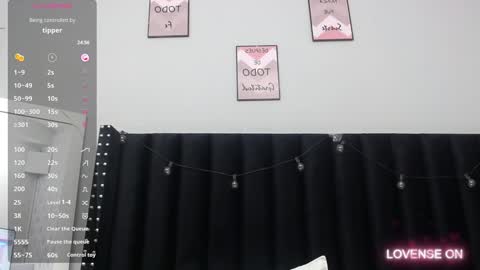  GRETCHEN  online show from December 23, 2024, 12:30 pm