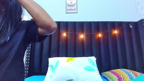  GRETCHEN  online show from February 12, 2025, 12:22 pm