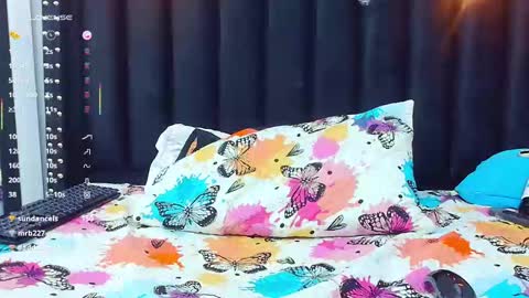  GRETCHEN  online show from February 17, 2025, 3:42 pm