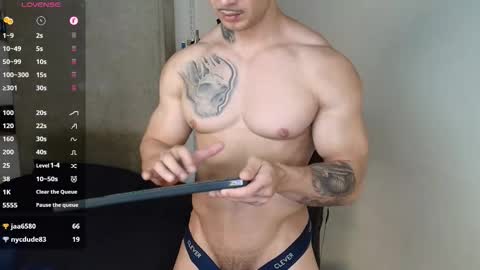 colombianmuscle8 online show from March 13, 2026, 1:56 am