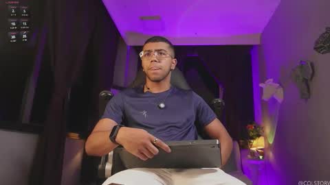 colstorw_ online show from January 19, 2026, 9:57 am